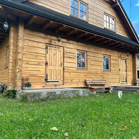 Fajna Chatka Ustrzyki Dolne Esterno foto